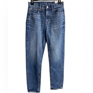 American eagle jeans light wash super high rise straight leg 25 W‎ NWT